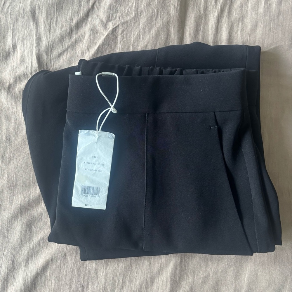 Vince. Cropped Black pull-on trouser